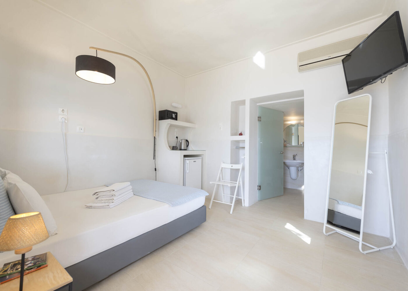 Portfolios 5 Ibaritakis Hotel Emily A1 1 8303