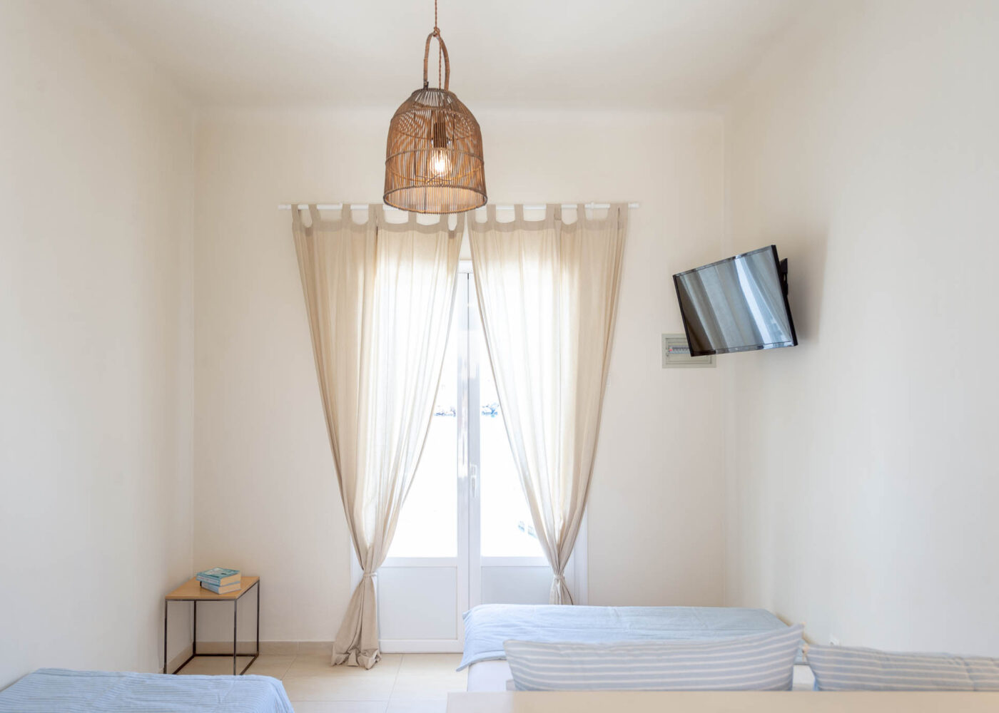 Portfolios 11 Ibaritakis Hotel Emily B4 3 8255